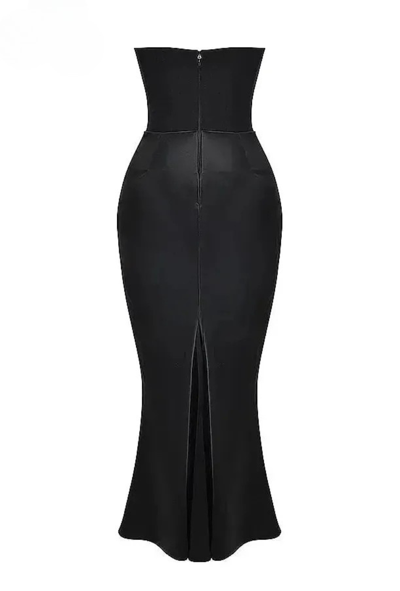 Victoria Noir | Sophisticated Black Maxi Dress