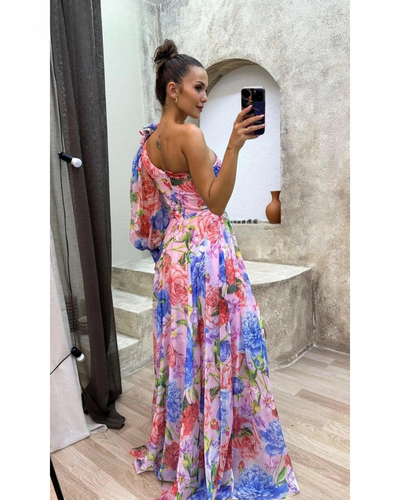 Audrey | Stunning Flowing Gown