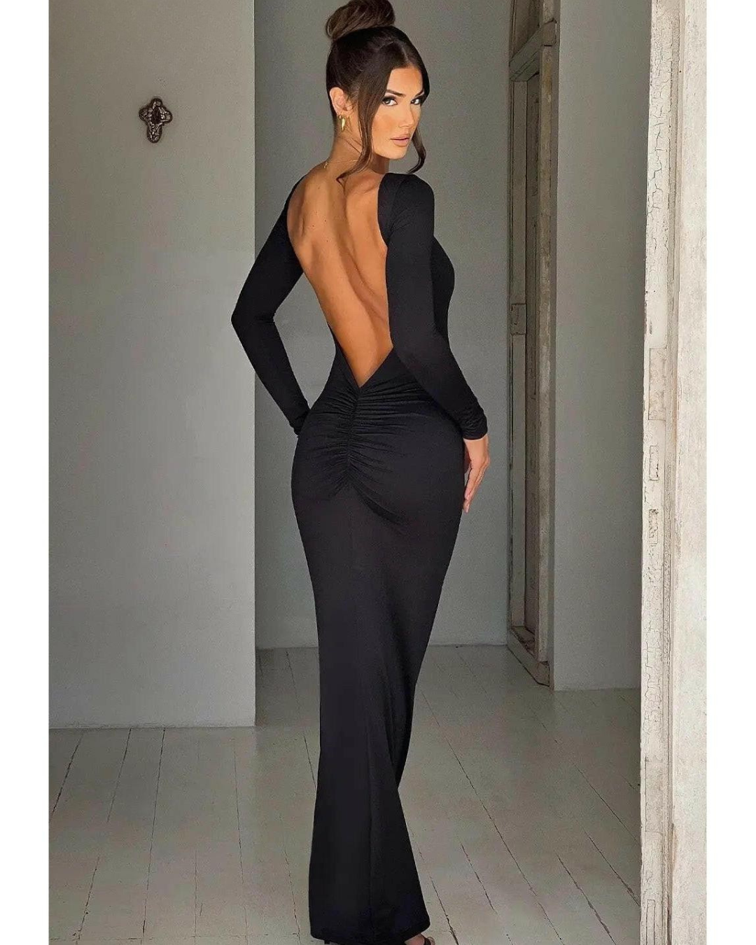 Evanna - Boat-Neck Backless Maxi Dress