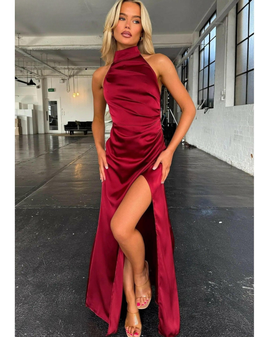 Florencia - Halterneck Sleeveless Slit Maxi Dress