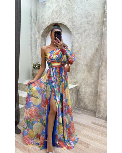 Audrey | Stunning Flowing Gown