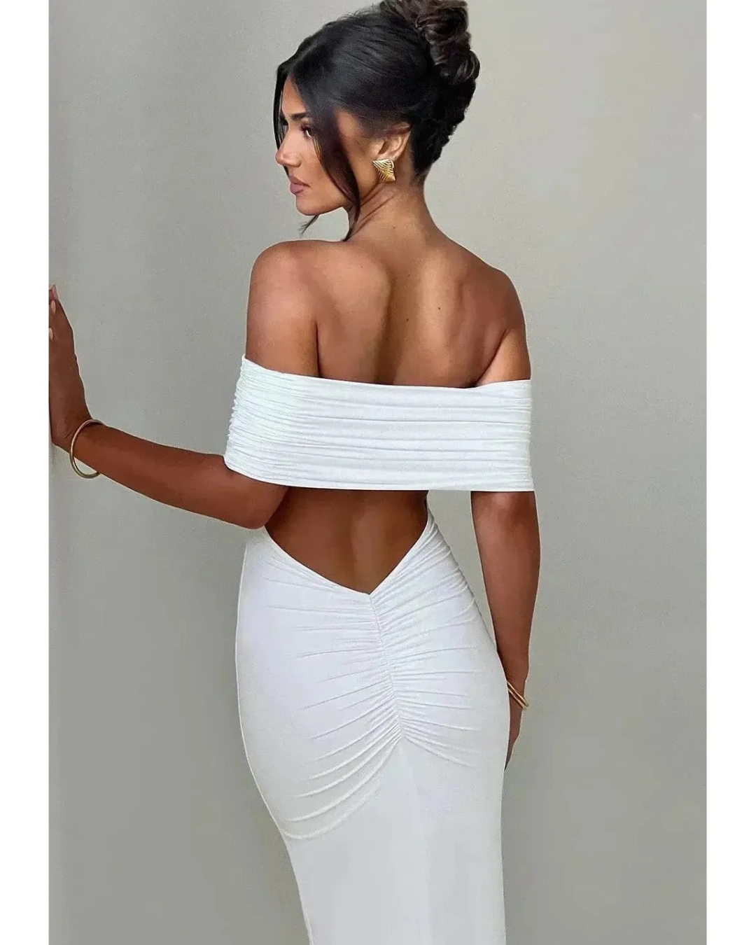 Olympia - Elegant Backless Maxi Dress