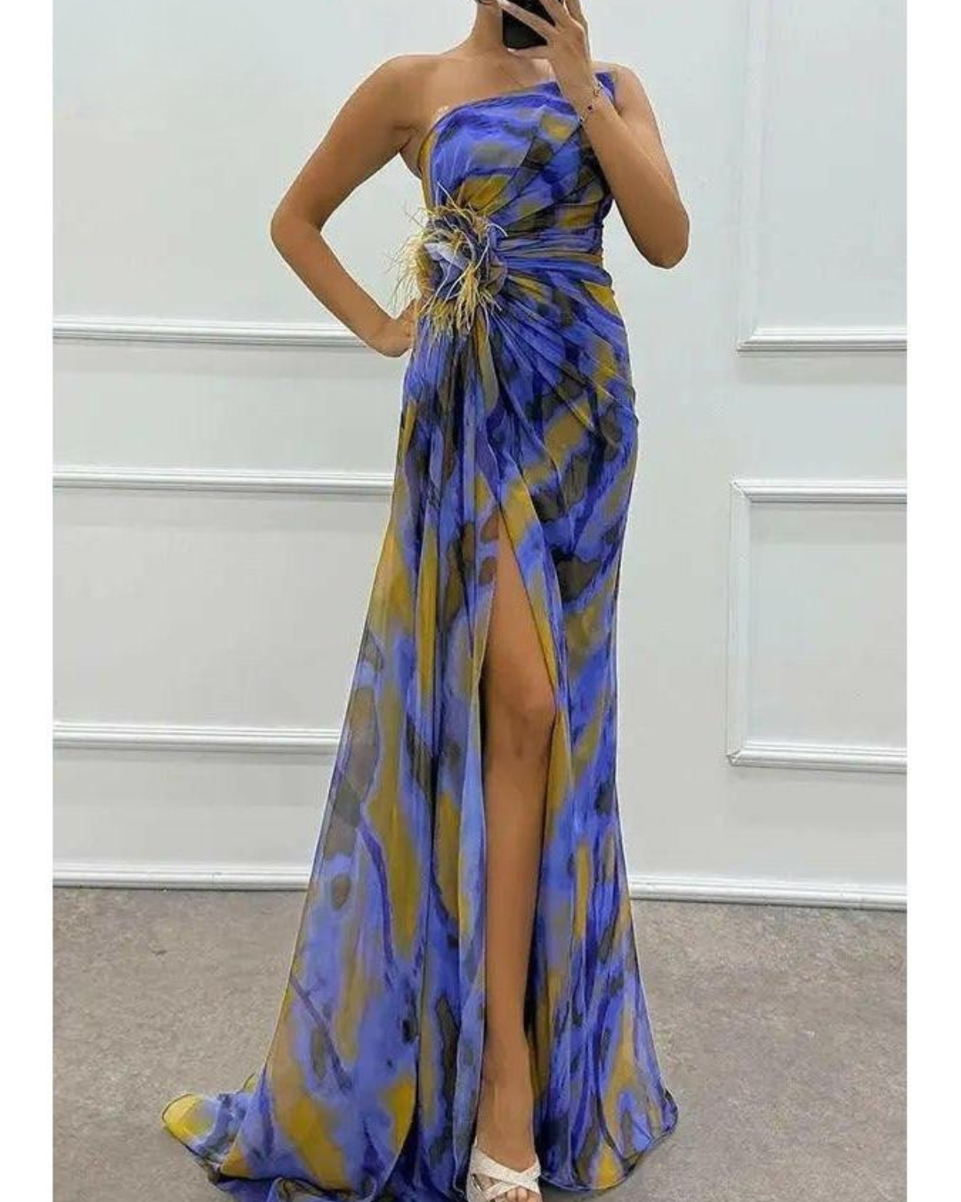 Liora - Off-Shoulder Slit Printed Maxi Dress