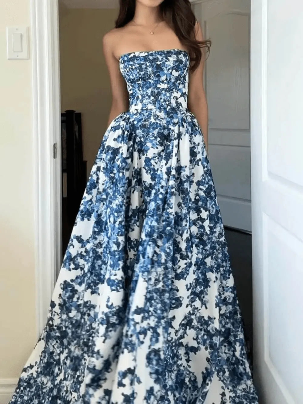 Aitana | Exquisite Floral Gown
