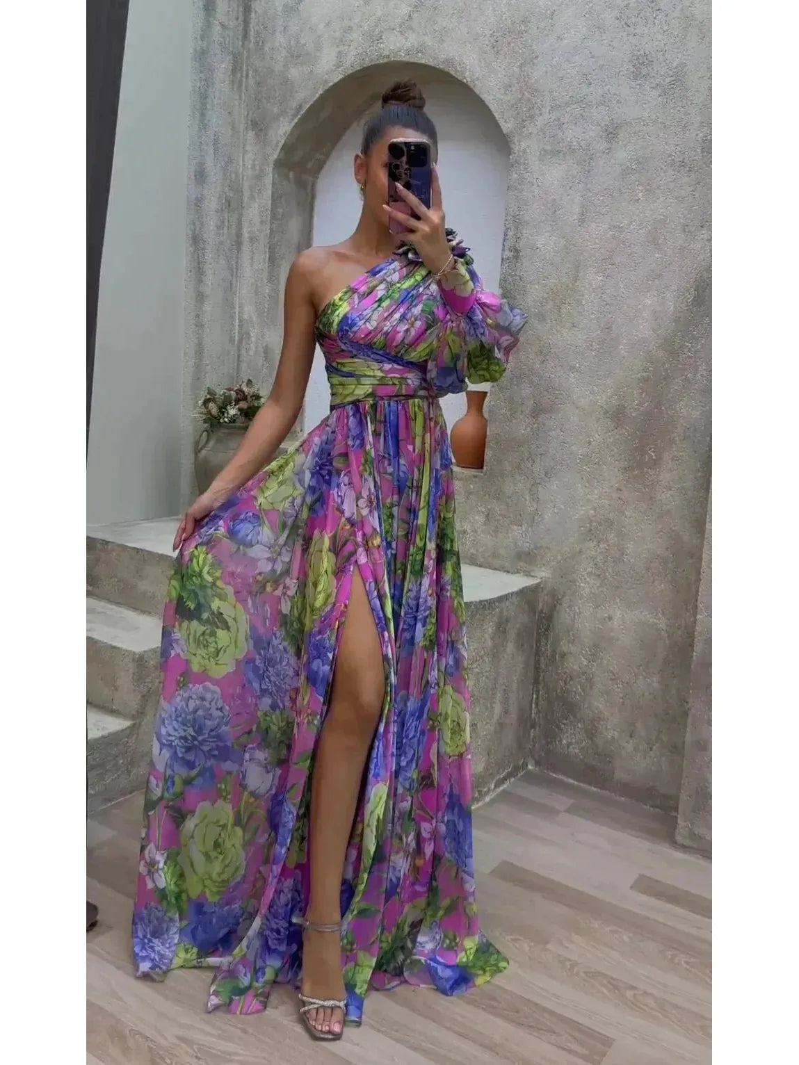 Mckenna | Stunning Flowing Gown