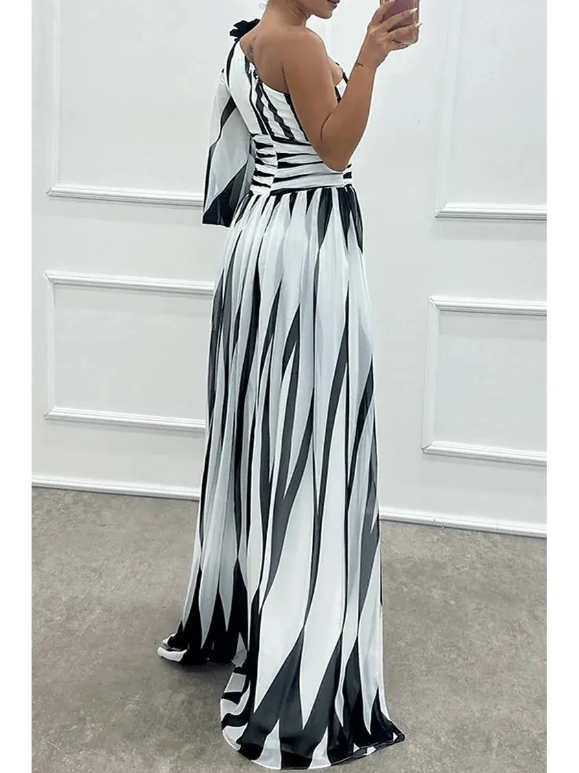 Shiloh - Elegant Striped One Shoulder Maxi Dress